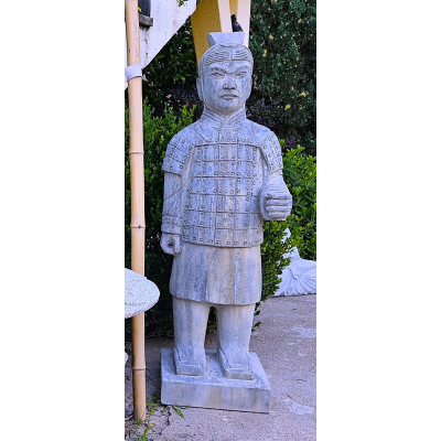 Guerreiro de Pé 100cm (Calcário Azul) Guerreiro de Pé 100cm (Calcário Azul)